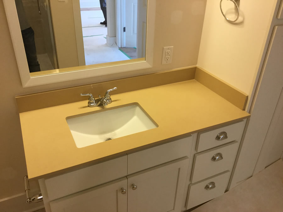 美國北卡哈利克萊斯特多戶住宅