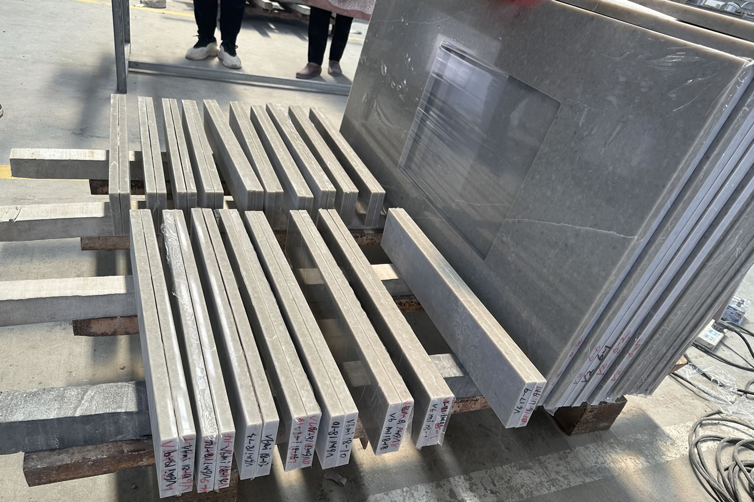 Special Grey Quartz Countertop and Vanity Top