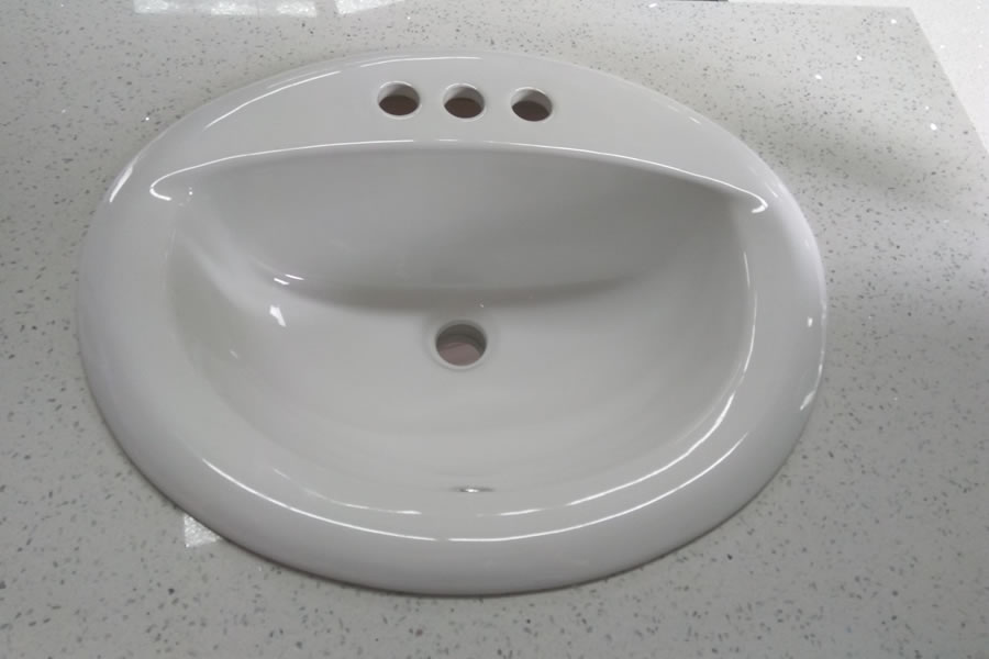 Polar White Quartz Surface