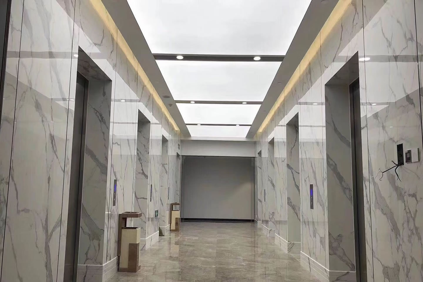 Calacatta White Honeycomb