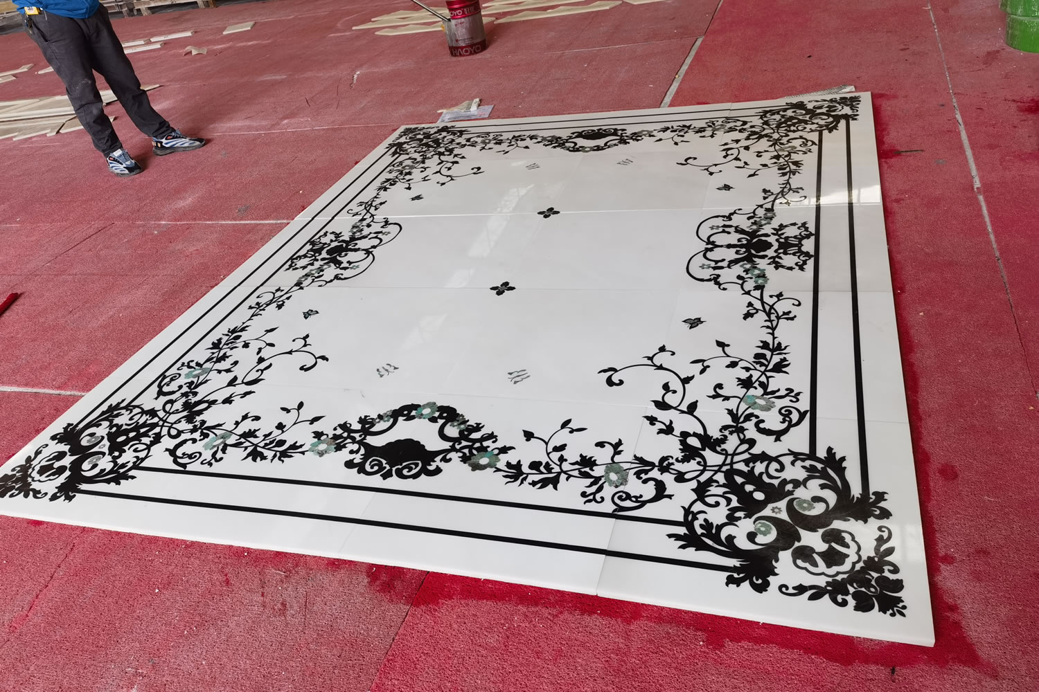 Vietnam Crystal White Medallion