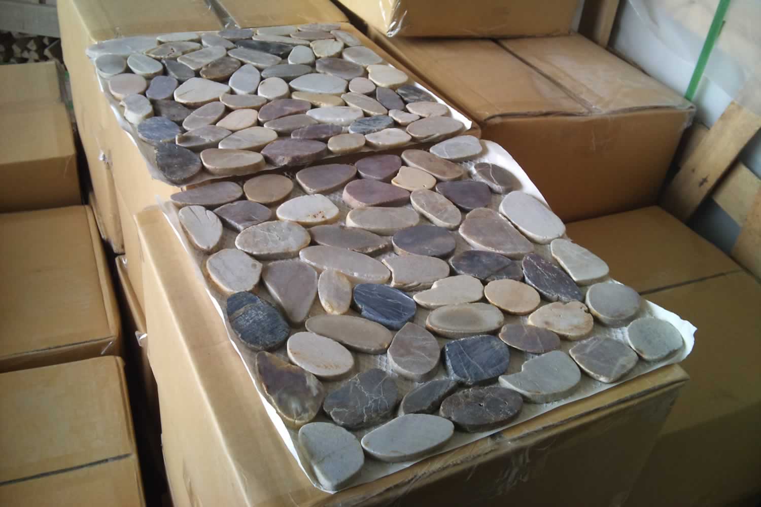 鵝卵石網(wǎng)貼